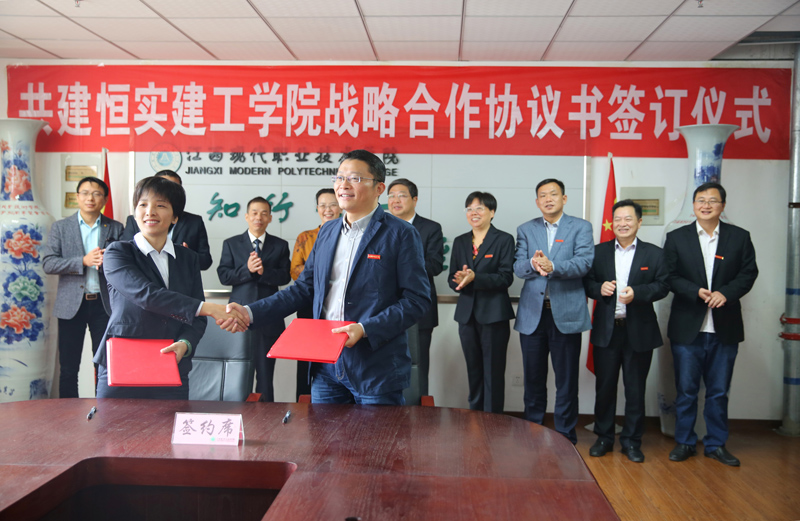 1539958125115313.jpg 231A8965.jpg