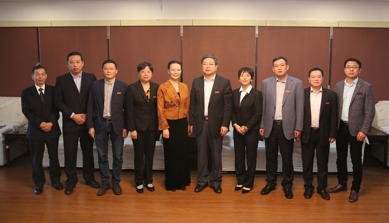 1539958229149953.jpg 231A8850.jpg