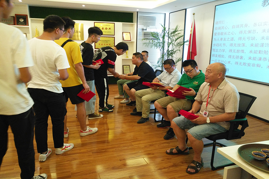 1566800179885079.jpg 1566800179885079.jpg